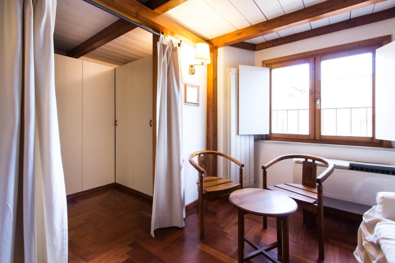 Altieri Loft Pantheon Lägenhet Rom Exteriör bild